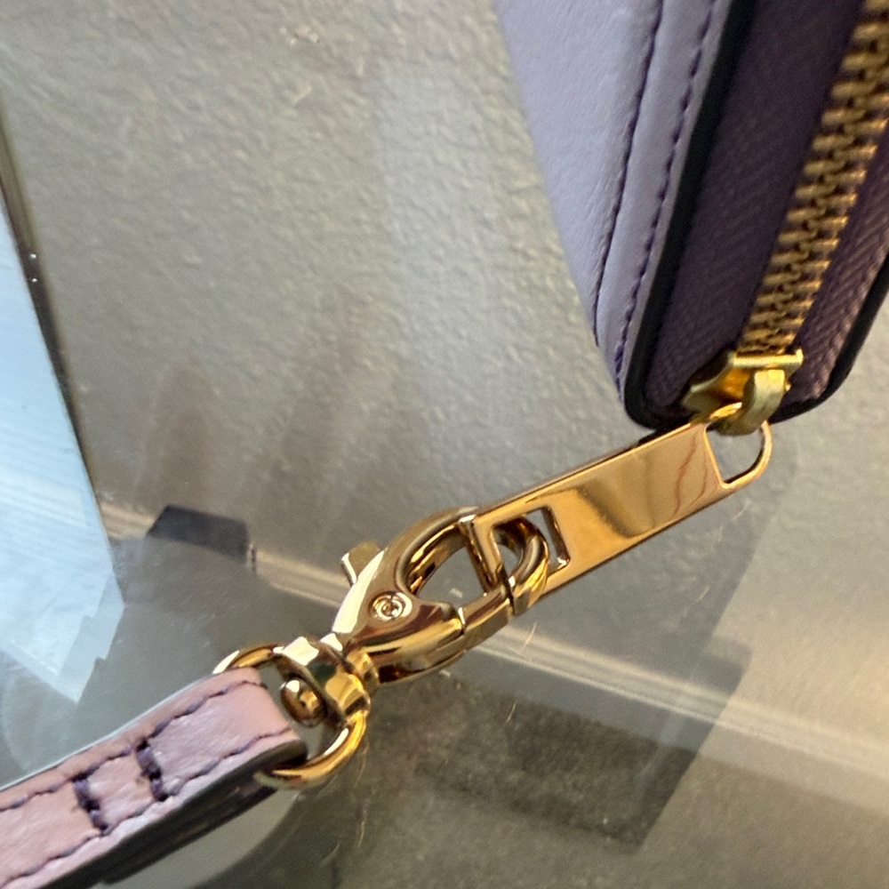 Fossil Lavender Women's Wallet - Picture 5 of 11